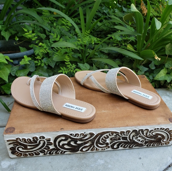 Sassy Steve Madden Rhinestone Flat Sandals - Picture 7 of 10
